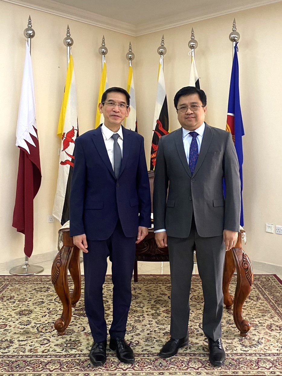 Ambassador Of The Kingdom Of Thailand To The State Of Qatar Paid