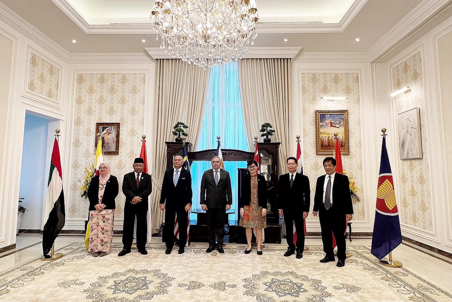 the-royal-thai-embassy-in-abu-dhabi-hosts-asean-day-2023