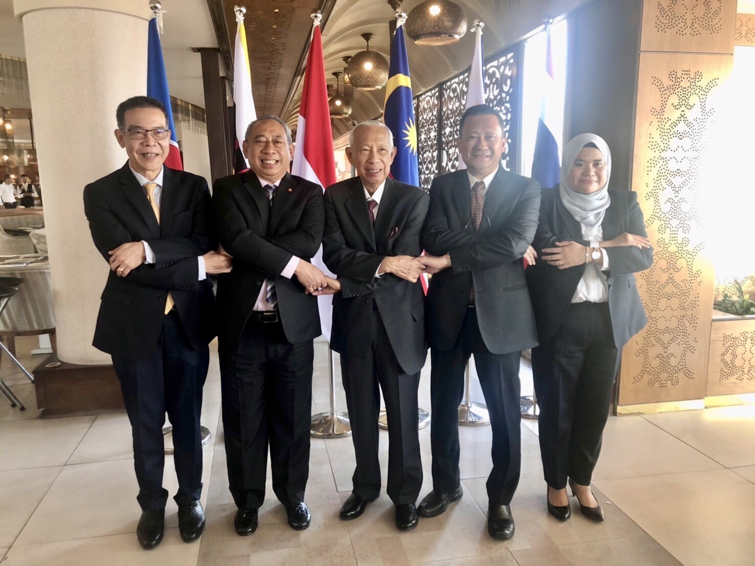 Ambassador of Thailand to Jordan attended the farewell luncheon in