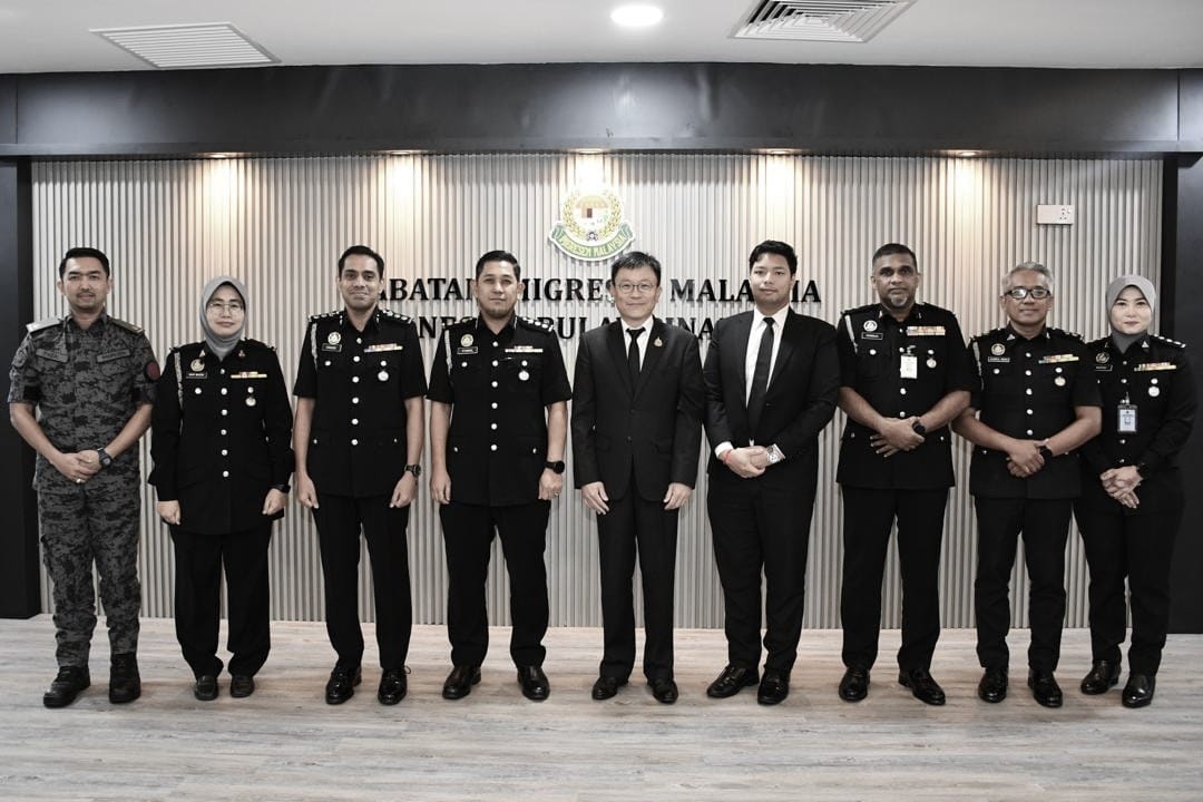 WhatsApp_Image_2025-12-08_at_14.26.13_(2)