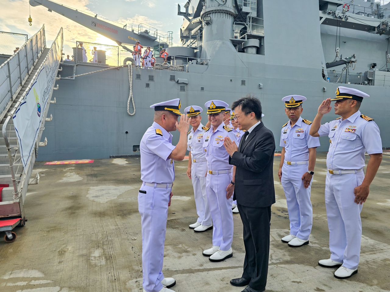 WhatsApp_Image_2026-04-08_at_19.30.42_(1)