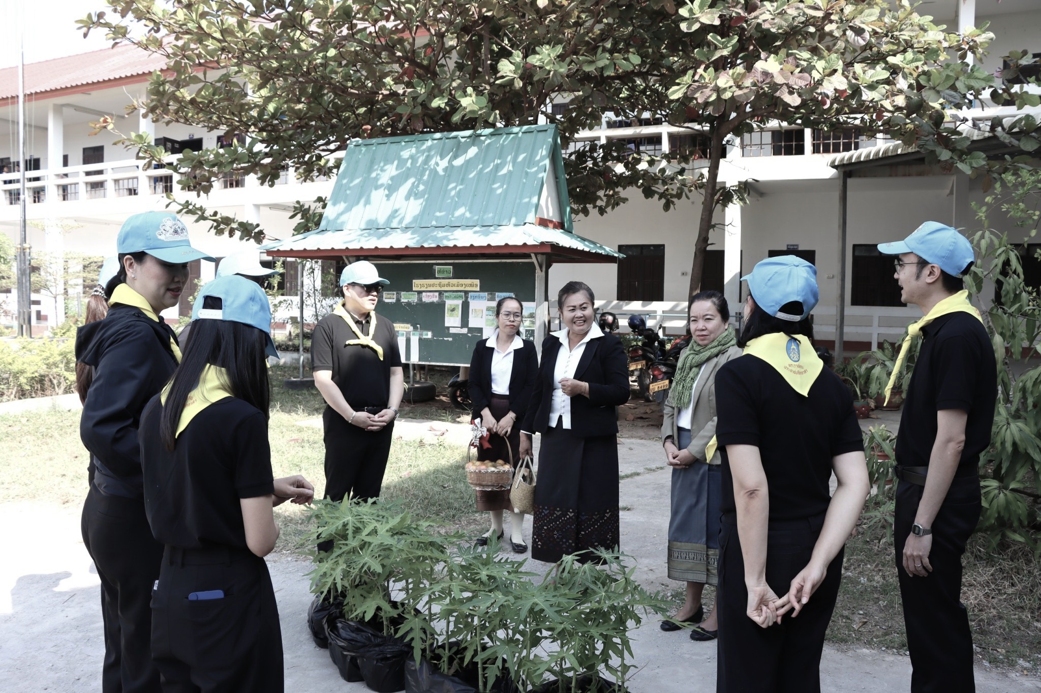 LINE_ALBUM_จิตอาสา_251209_1