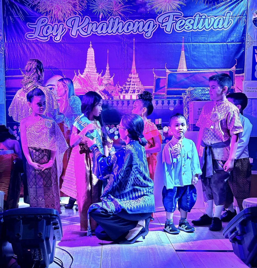 Loy-Krathong_6