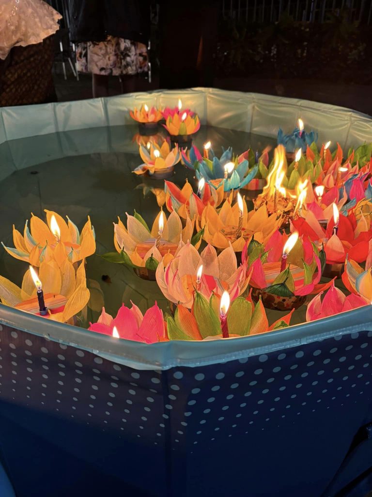 Loy_Krathong_ATA_13