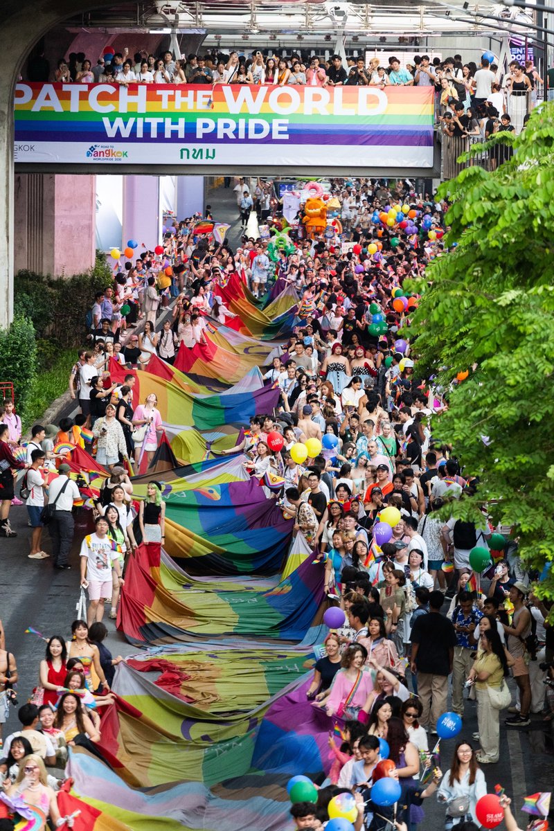 Thailand_Regenbogenumzug.width-800