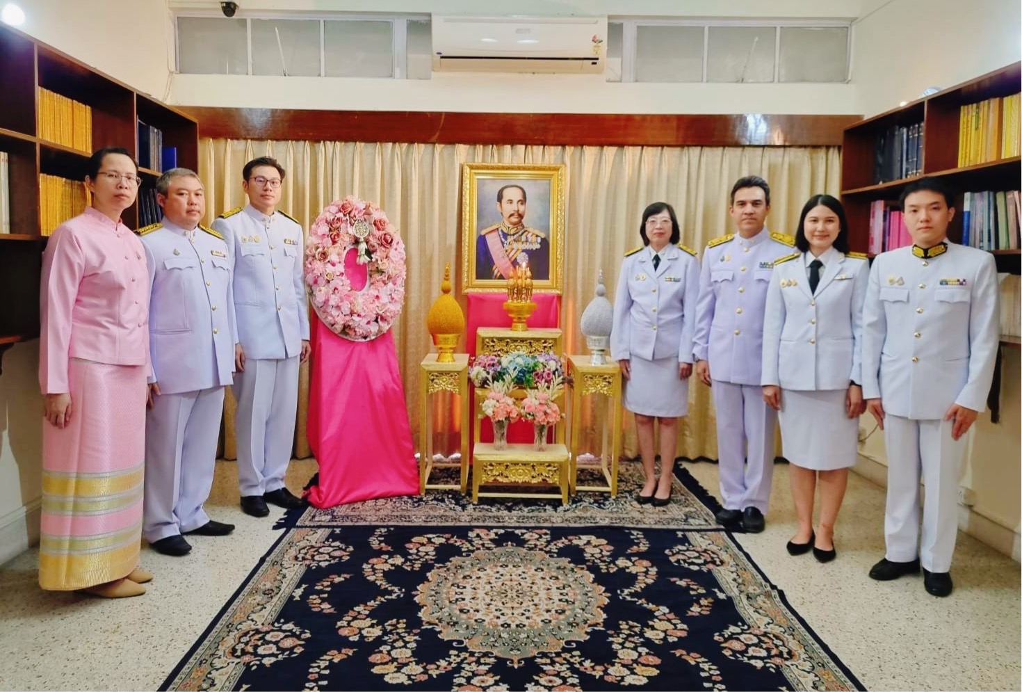 The wreath-laying ceremony on the Occasion of King Chulalongkorn ...