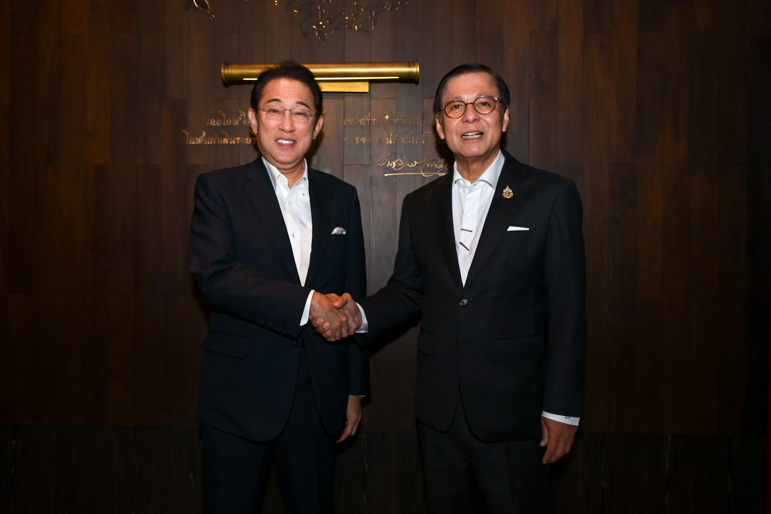 Thai FM Hosts Former Japanese PM Kishida