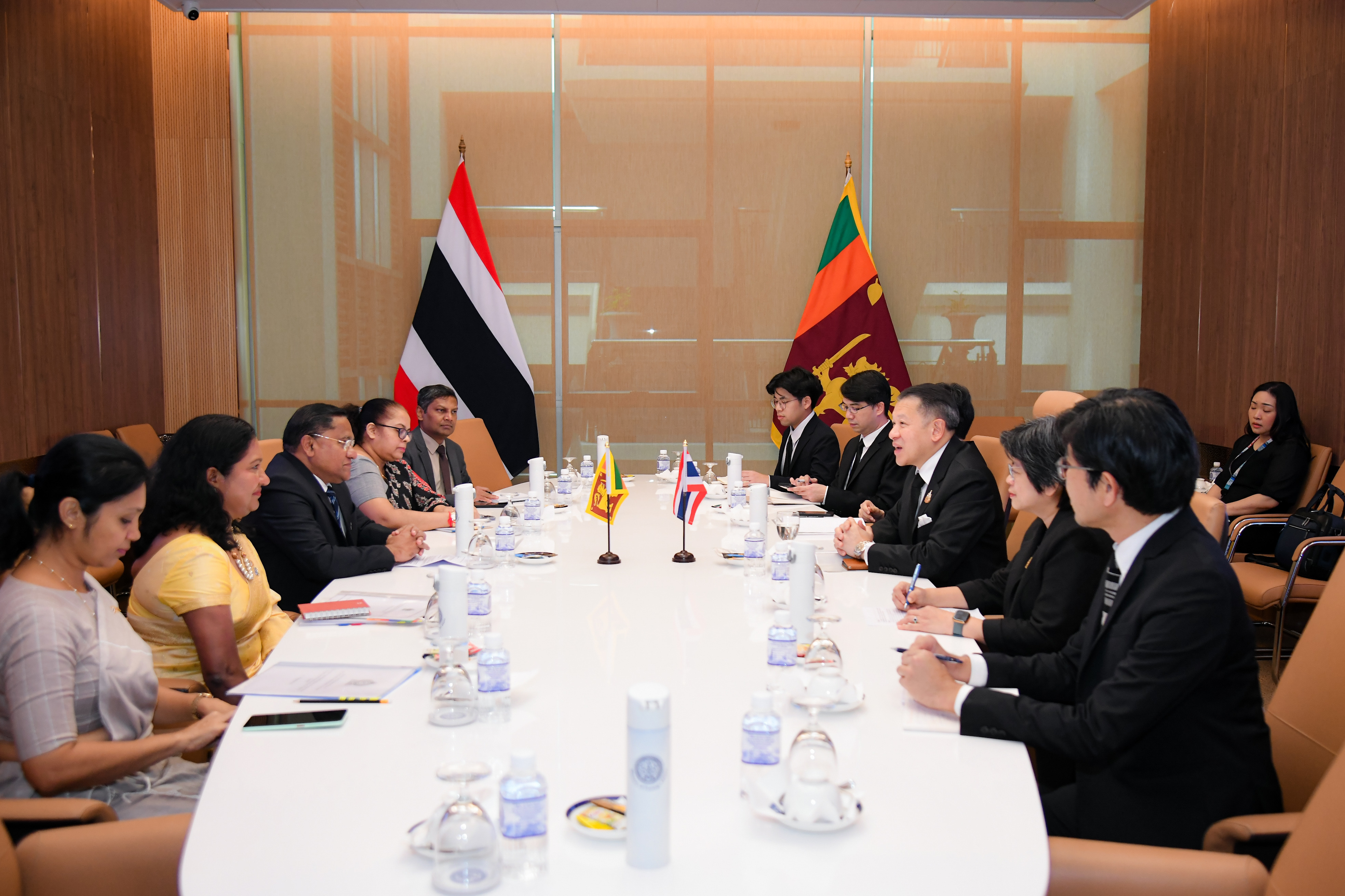 Thailand Signs Labor Agreements with Sri Lanka