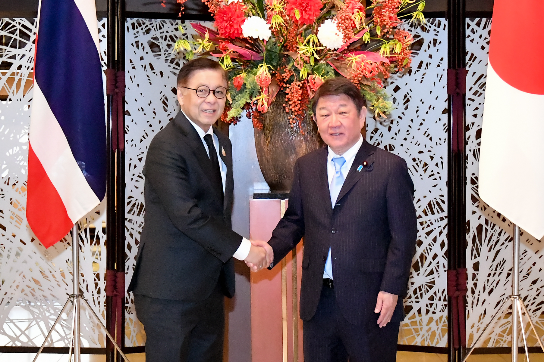 Ministry (band) visual data 8