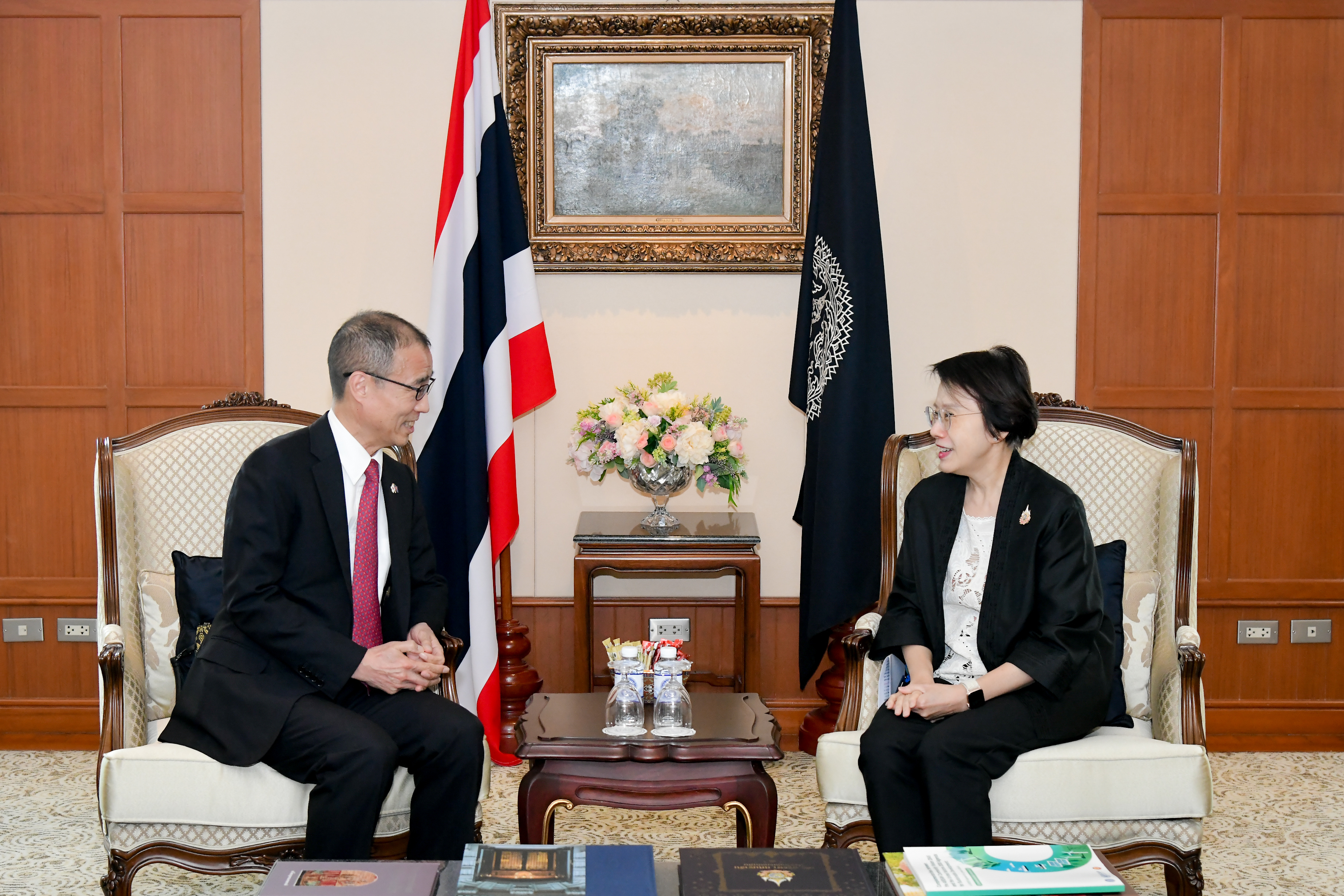 Thailand’s Permanent Secretary Meets Japanese Ambassador