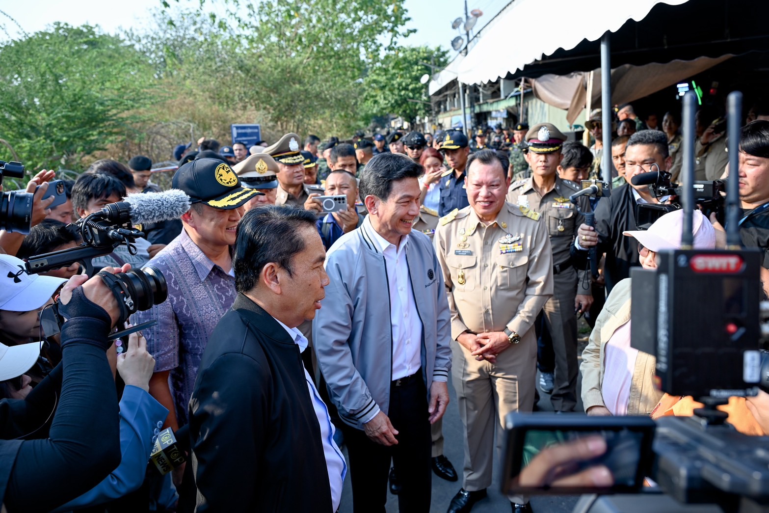 Deputy Prime Minister and Minister of Foreign Affairs visited Mae Sot ...