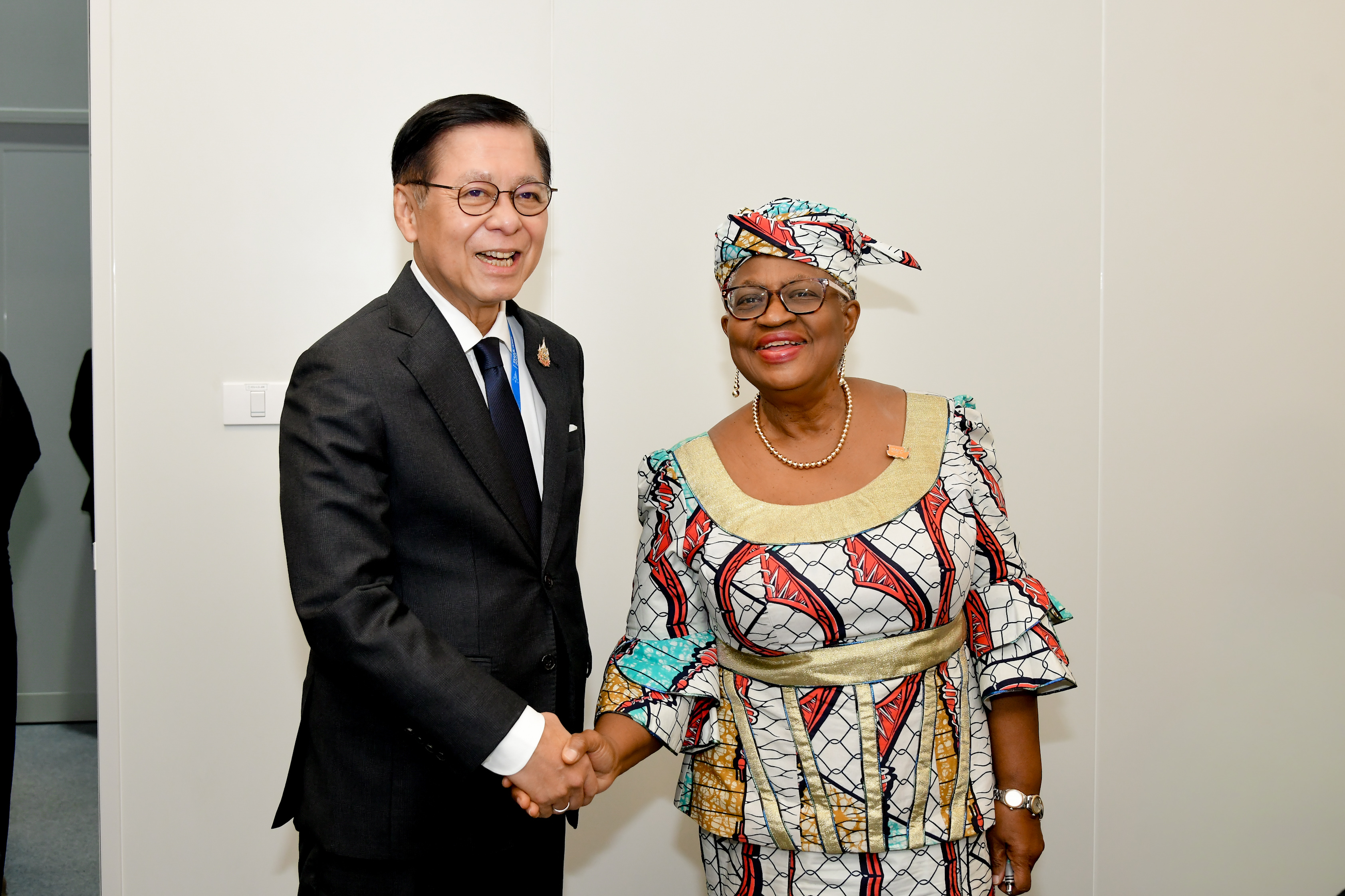 Thai FM Meets WTO Chief at IMF Meetings
