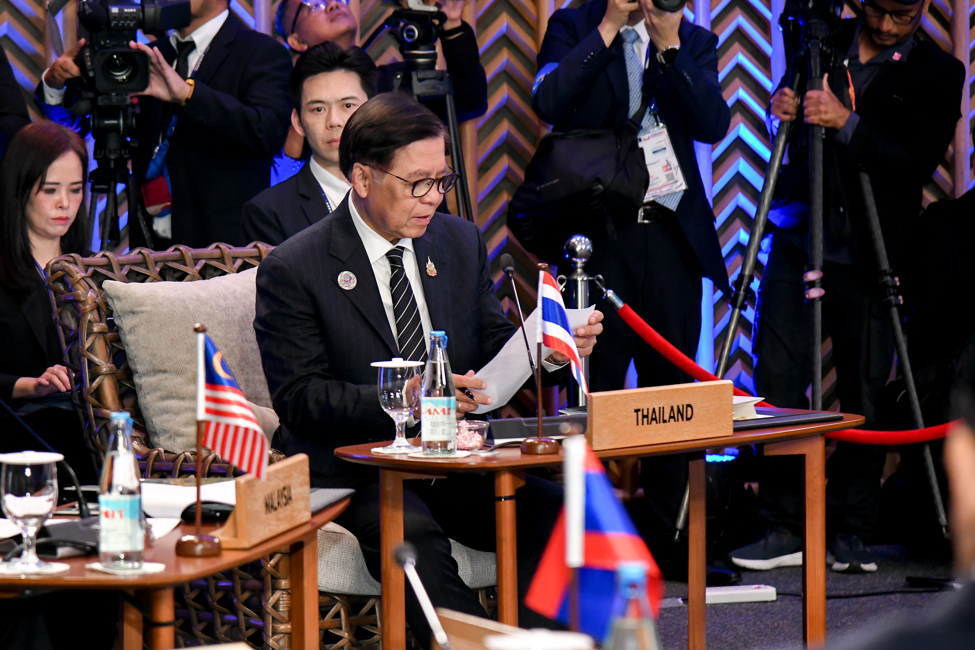 Phuangketkeow Prioritizes Regionalism, Resilience as ASEAN Addresses Geopolitical Shifts