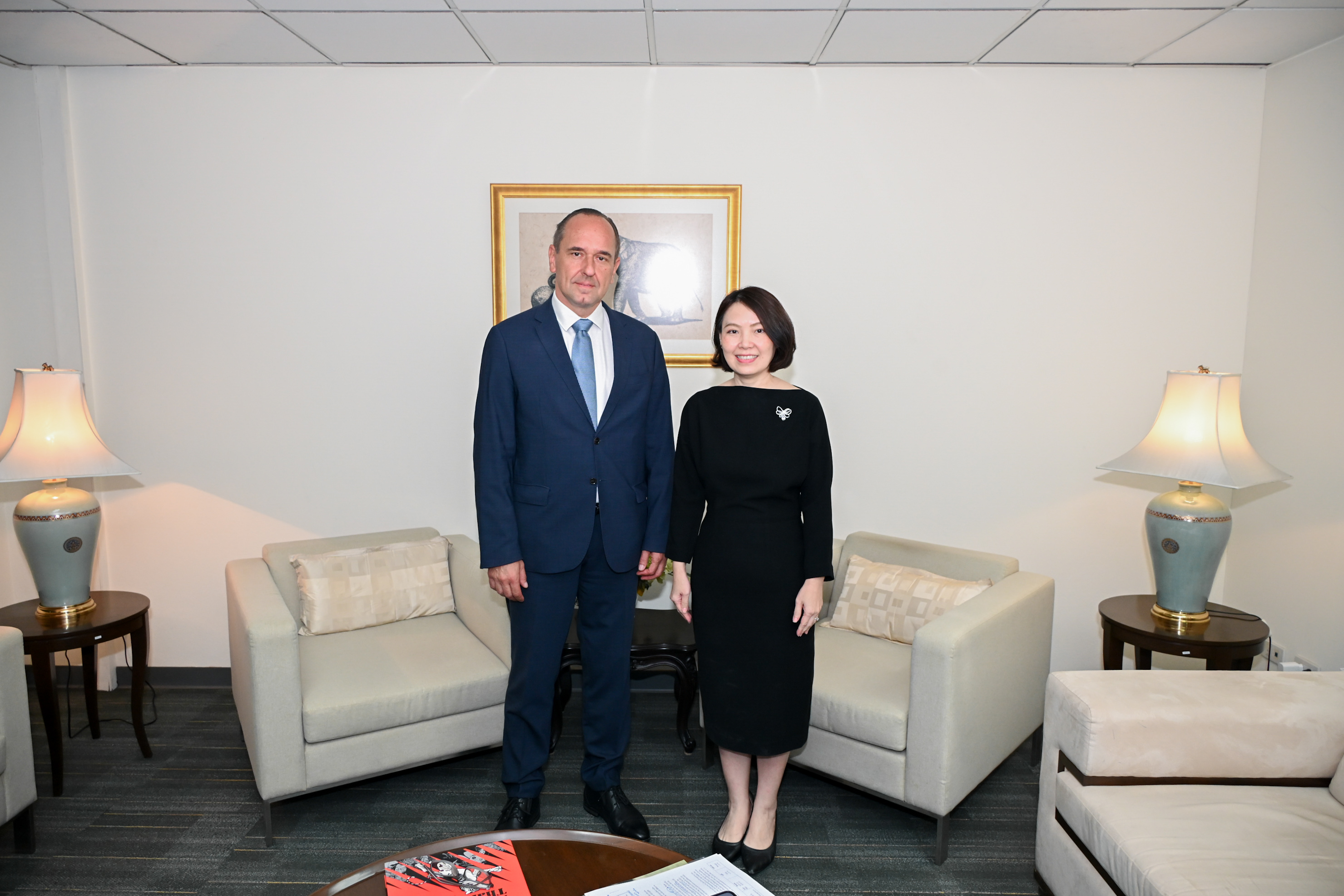 Slovak Envoy Meets with Thailand’s Top Diplomat – Trade Forum Proposed