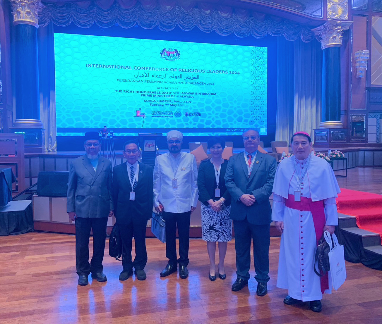 Representatives of Thai religious leaders attended the meeting ...