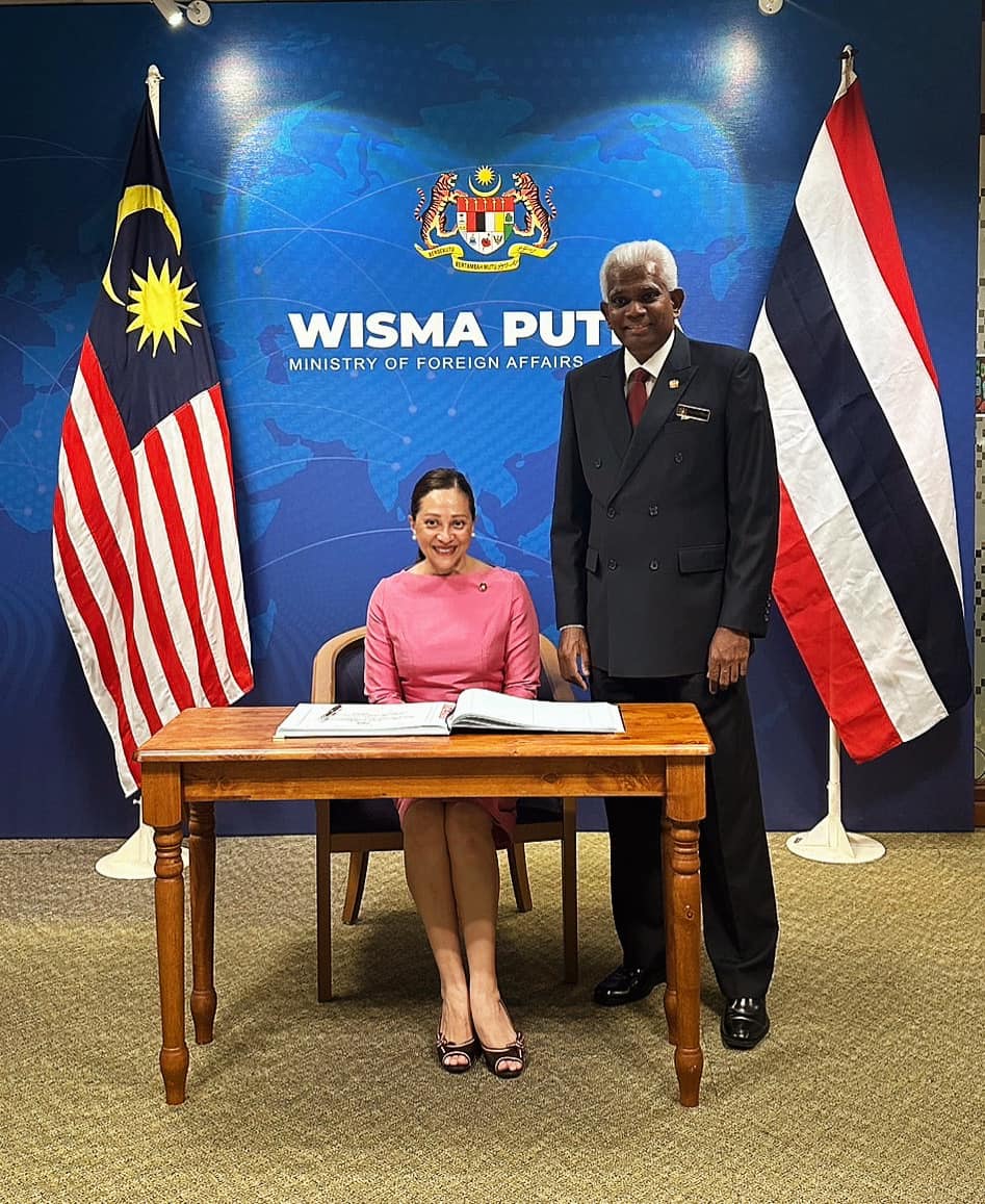 泰国驻马来西亚大使拜会马来西亚外交部副秘书长（多边）