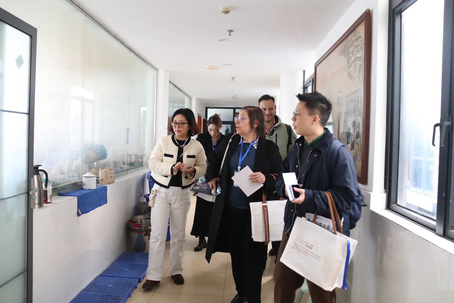 LINE_ALBUM_TCM_251124_5