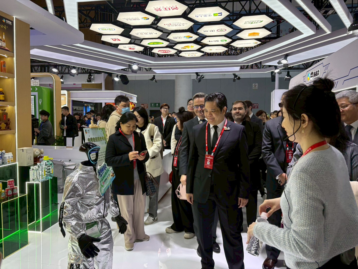 LINE_ALBUM_Food_drink_fair_260327_10