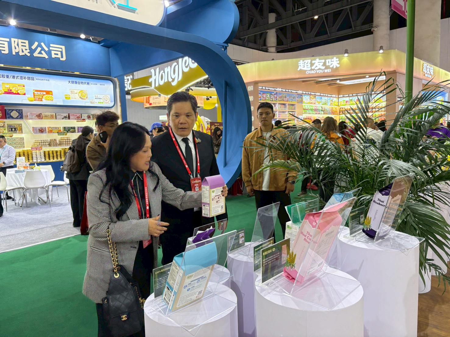 LINE_ALBUM_Food_drink_fair_260327_6