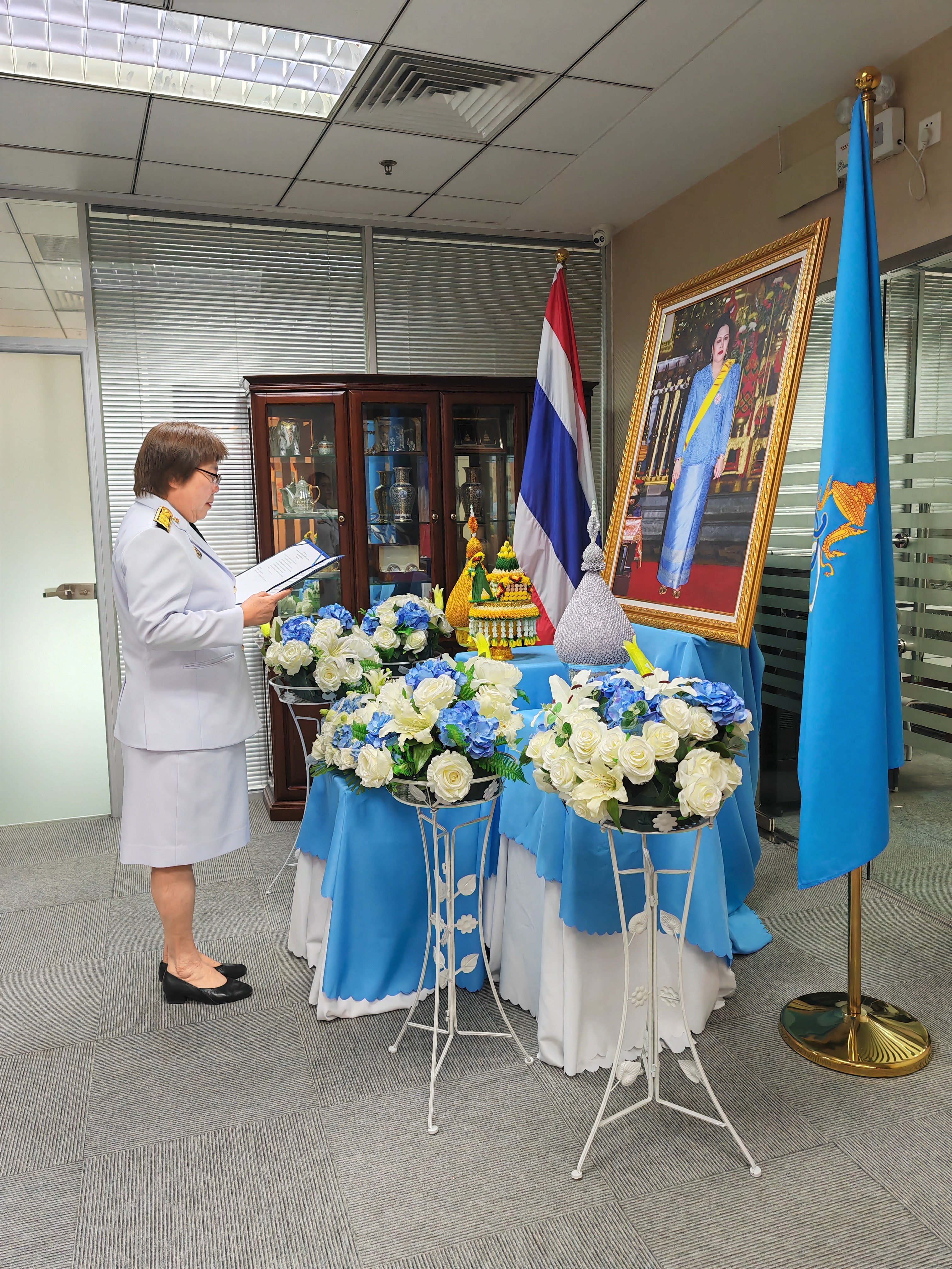 สถานกงสุลใหญ่ ณ เมืองชิงต่าว จัดพิธีถวายพระพรชัยมงคล ‎เนื่องในโอกาสวัน ...